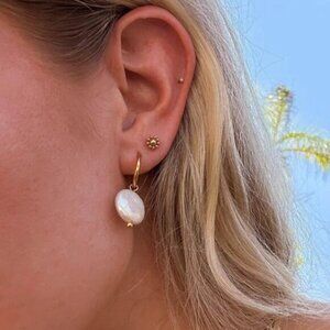 Pearl Huggies Waterproof Gold Huggie Earrings Coin Pearl Drop Dainty Non-tarnish